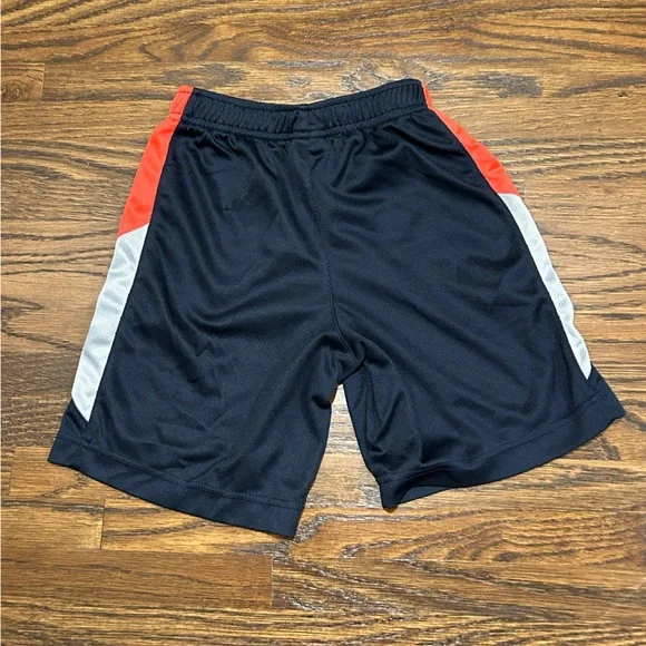 Nike shorts. Youth size 5-6. - Picture 3 of 3